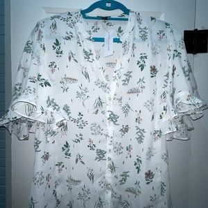 Ann Taylor button up blouse NWT, Size Medium